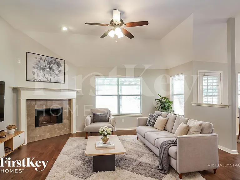 21538 Forest Colony Dr — Photo 4
