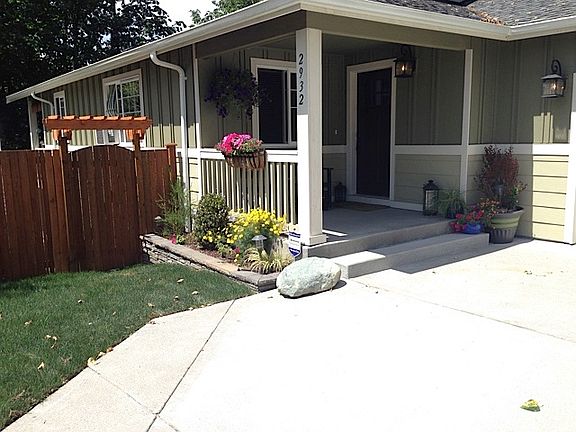 2nd image of 2932 77th Dr NE