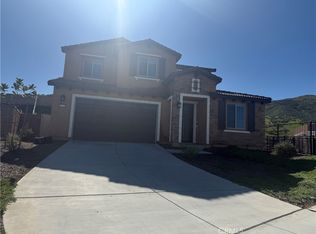 25311 Luna Peak Rd, Menifee, CA 92586