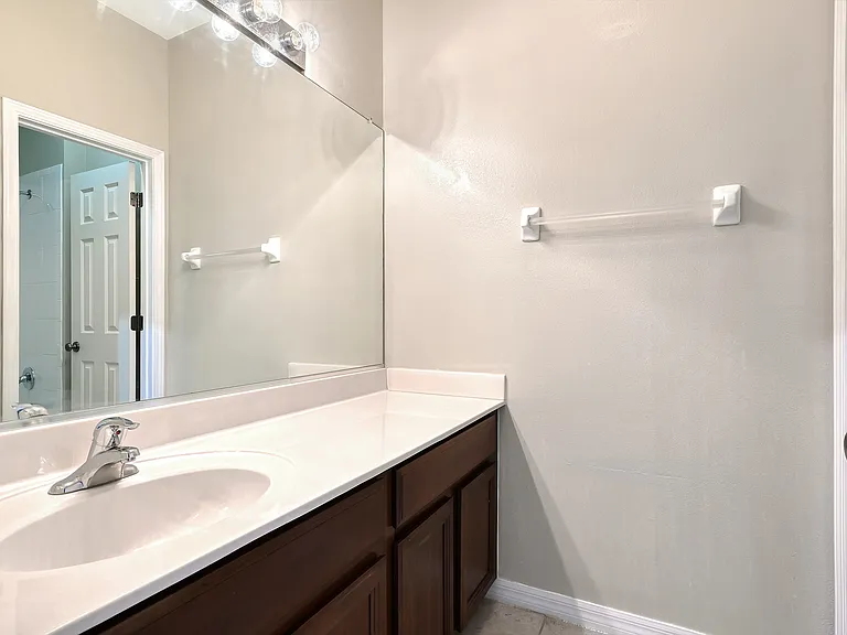 3499 Parkridge Cir — Photo 18