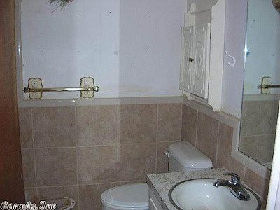 2nd image of 8 Chestnut Ave