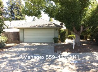 1027 E Fallbrook Ave, Fresno, CA 93720