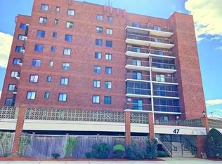 47 Mystic St APT 2E, Arlington, MA 02474