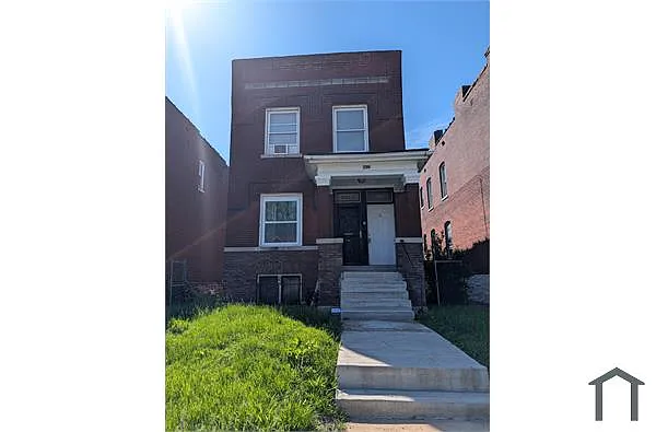 Building Photo - 4610 Pope Ave #2F