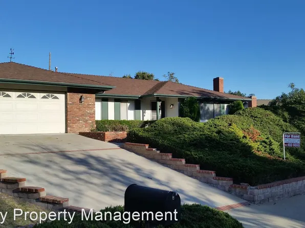 35 Calle Escalon, Camarillo, CA 93010
