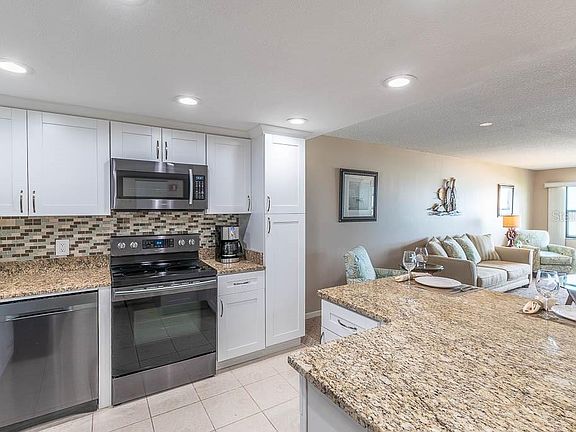 3rd image of 1270 Gulf Blvd APT 1104