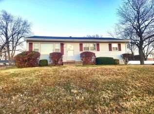 635 Jungermann Rd, Saint Peters, MO 63376