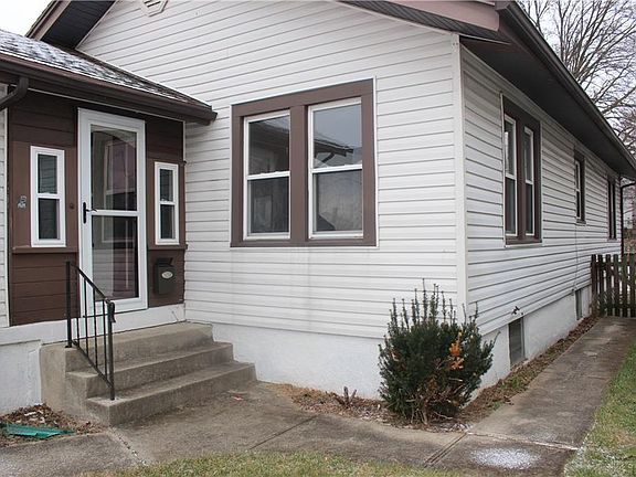 5th image of 1112 Holly Ave