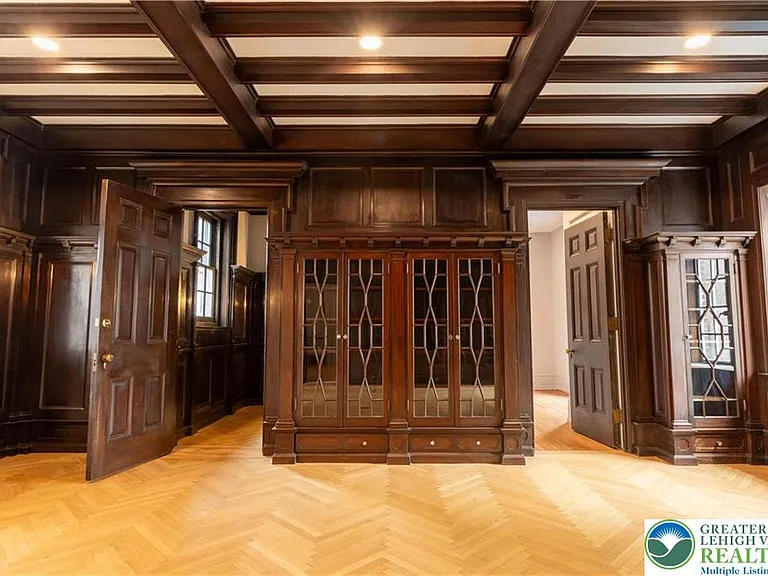 214 Spring Garden St #2B — Photo 10