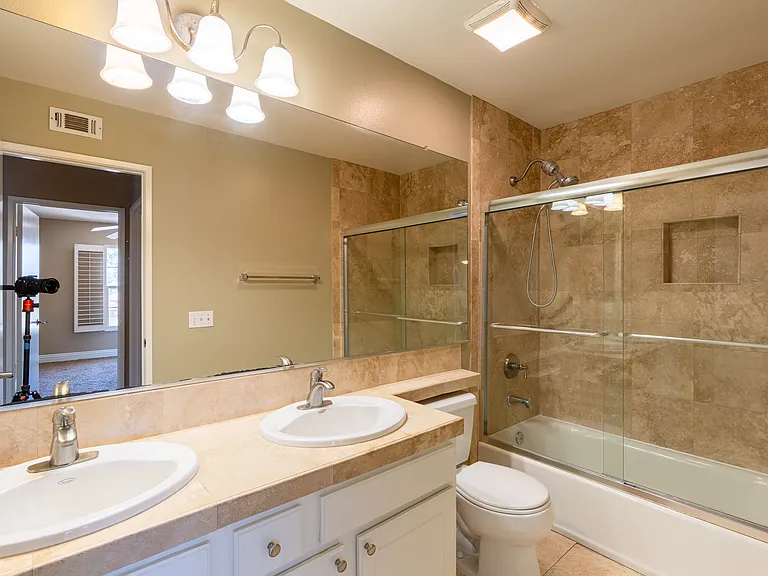 8704 E Wiley Way — Photo 17
