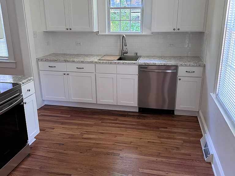 418 Pickens Ct — Photo 13