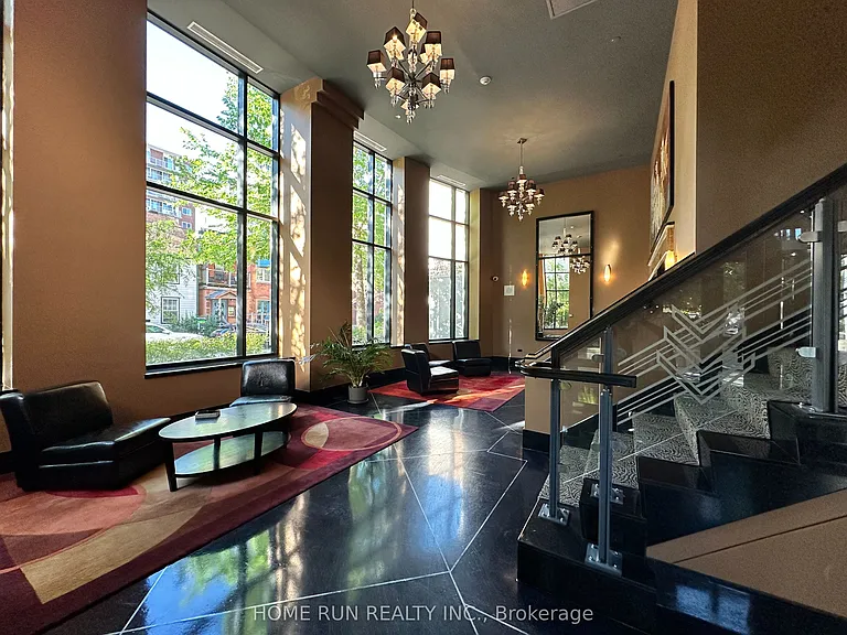 235 Kent St #714 — Photo 4