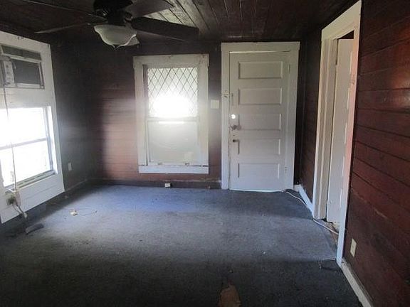 4th image of 1116 10th Street