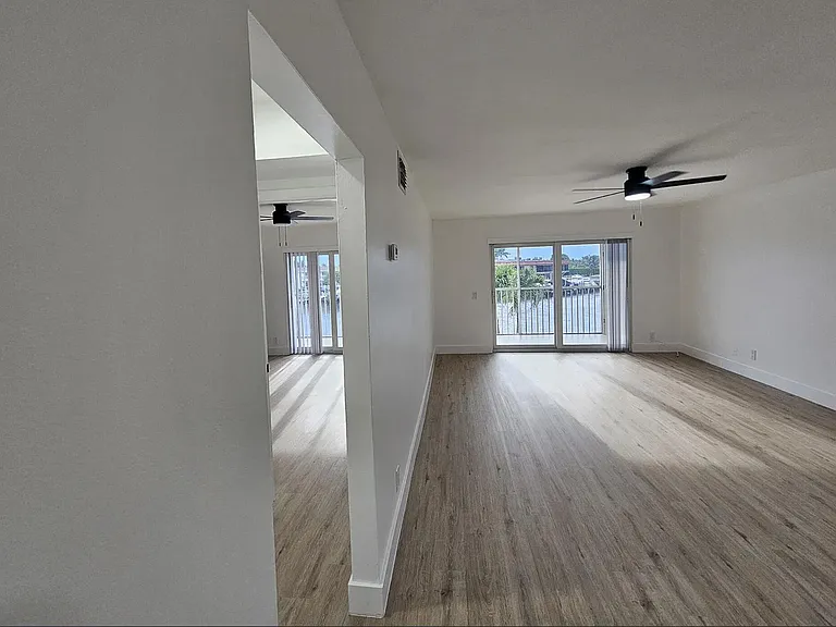 630 Southwind Cir — Photo 3