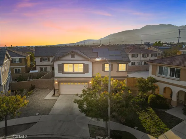 6958 Stanza Ct, Fontana, CA 92336