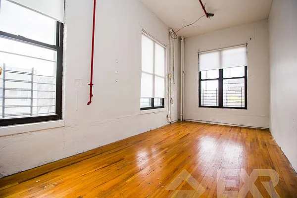 Rented by EXR | media 6