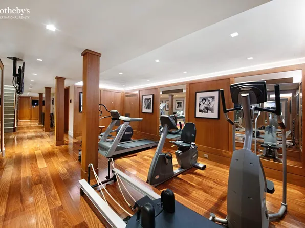 13 East 94th Street image 17 of 17