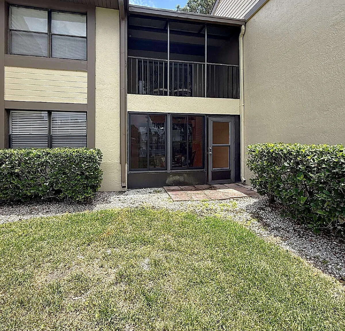 217 Woodlake Wynde, Oldsmar, FL 34677 — Photo 1