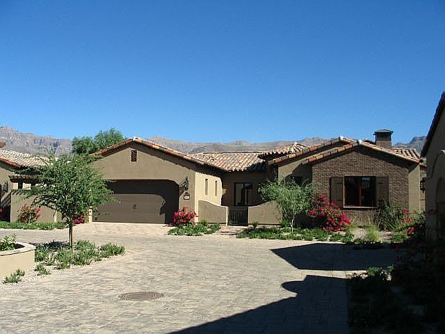 Santa Barbara/Tuscan Style