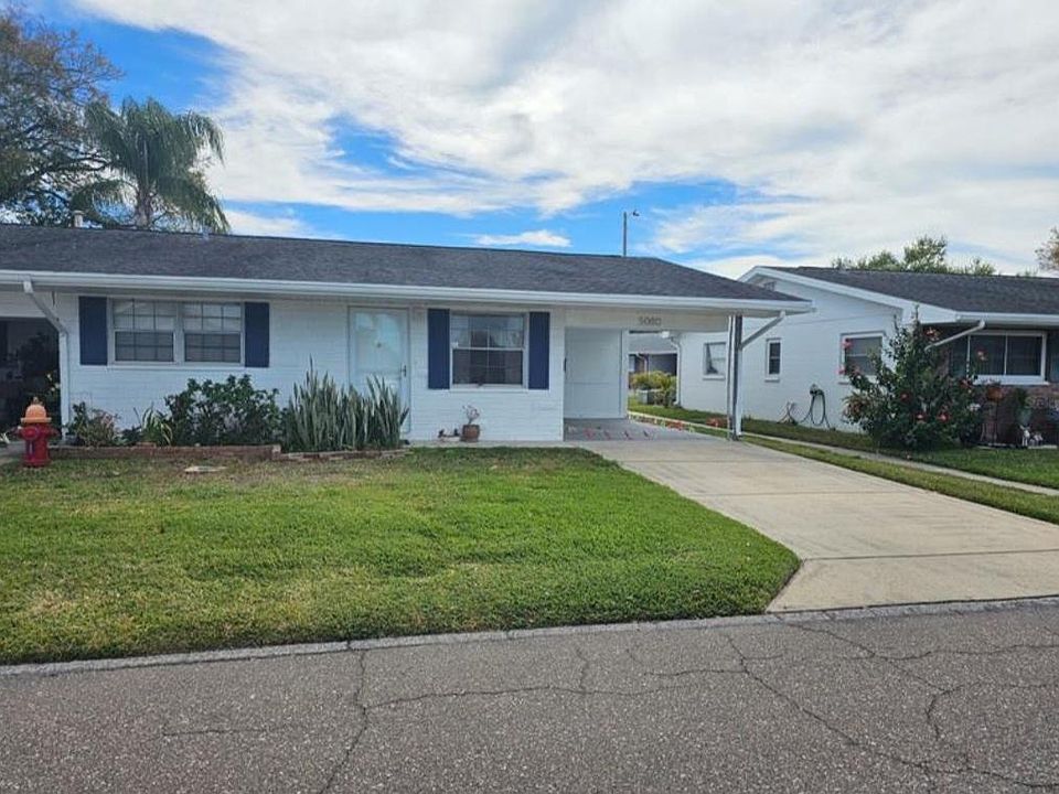 1st image of 5080 Park Lake Dr N