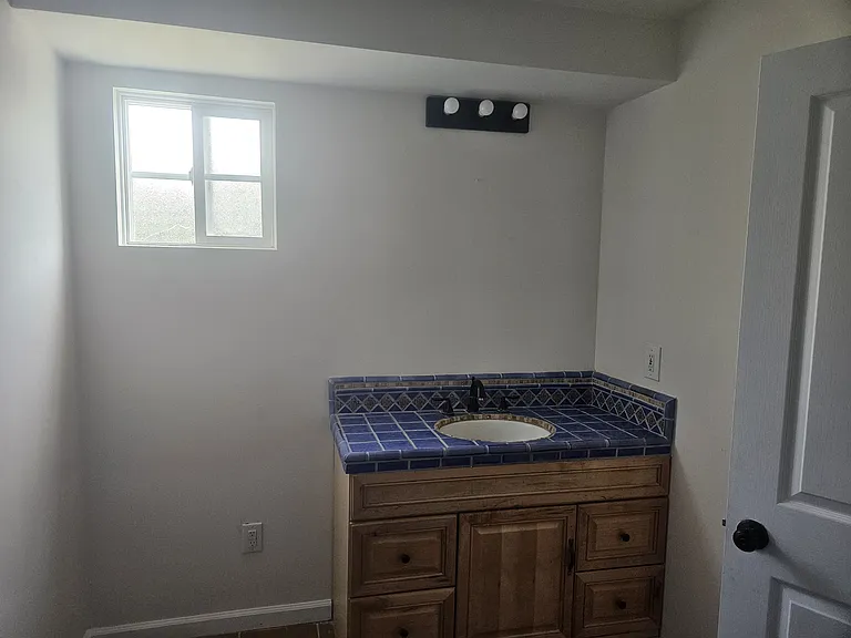 260 Mission Dr #1/2 — Photo 6