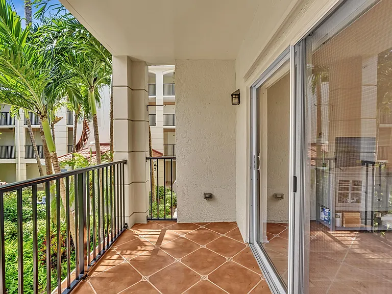 4216 Tuscany Way #4216 — Photo 24