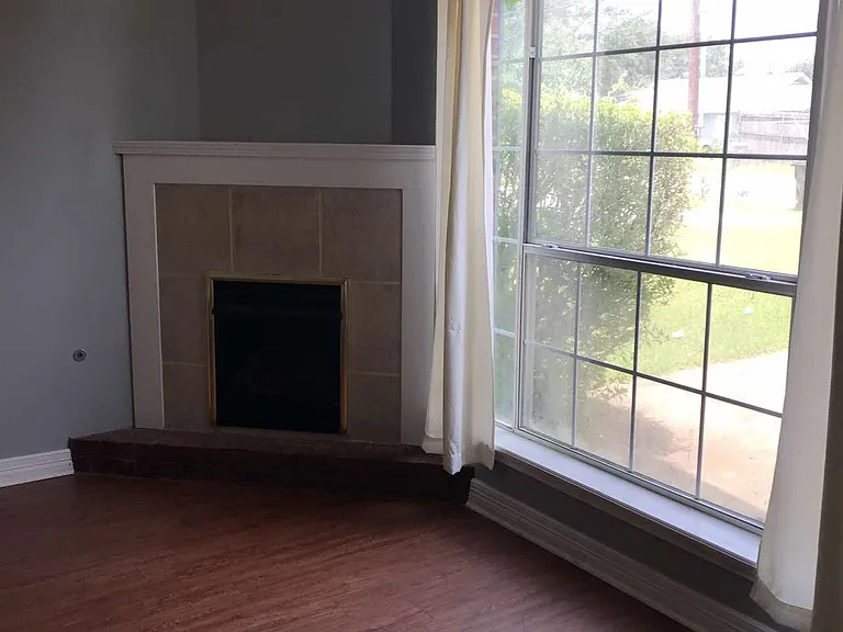 1309 W Kentucky Ave — Photo 18