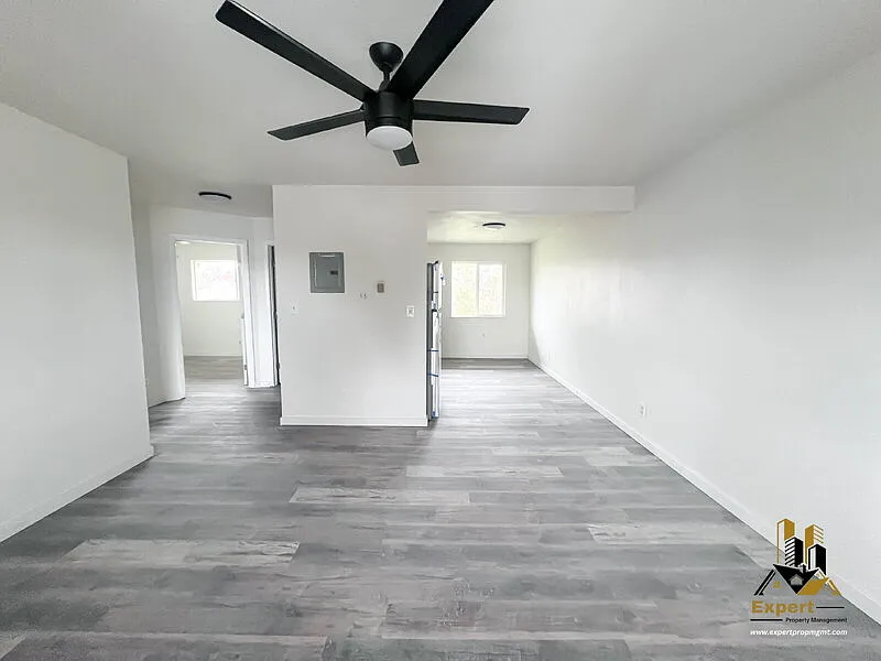 Building Photo - 1507 Nogales St #4