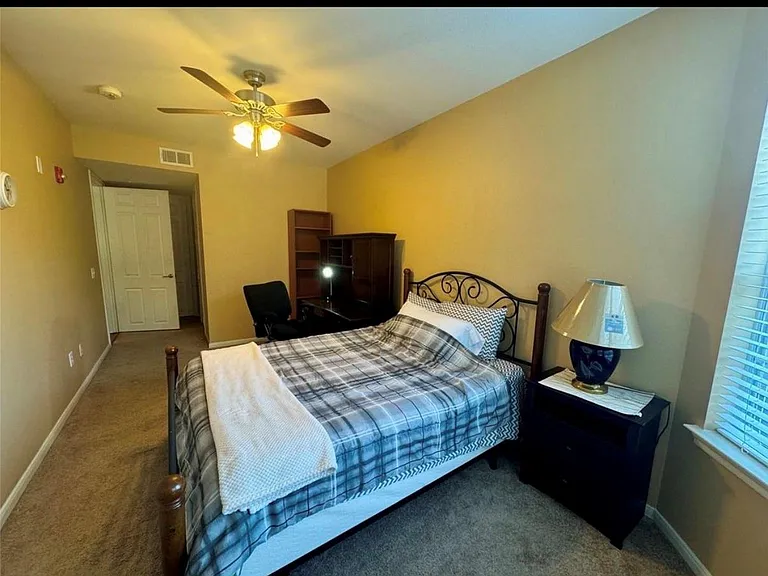 7575 Kirby Dr #1113 — Photo 9