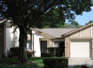 7289 Loch Ness Ct, Weeki Wachee, FL 34613