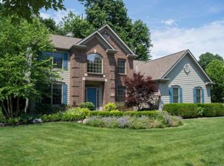 6001 Morganwood Sq, Hilliard, OH 43026