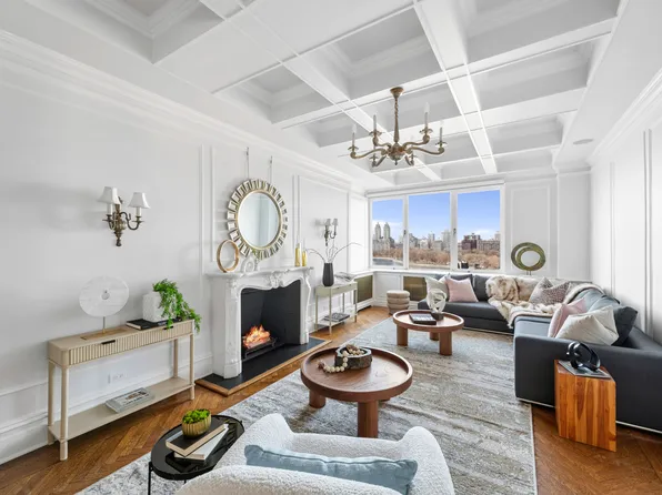 1140 5th Avenue image 1 of 17