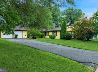 44 Trebing Ln, Willingboro, NJ 08046
