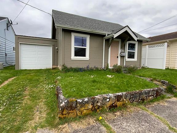 2nd image of 402 N 8th Ave