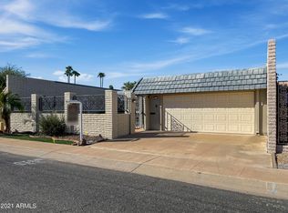 10712 W Emerald Dr, Sun City, AZ 85351