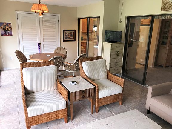 5th image of 6028 Oak Creek Ln #6028