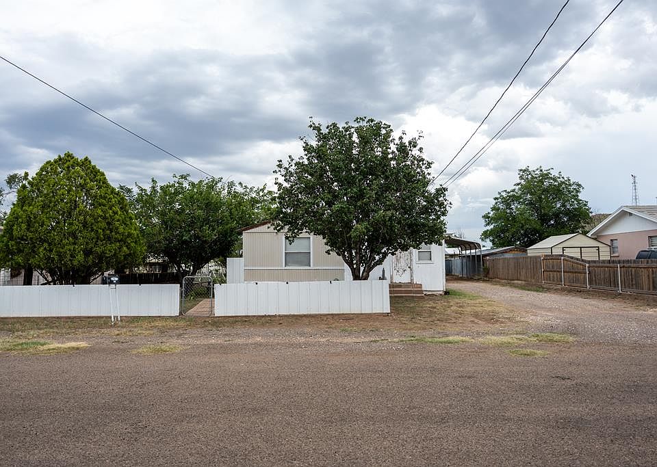 1st image of 206 S 14th St