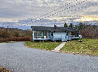 93 Old Forge Rd, Tuxedo Park, NY 10987