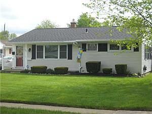 1st image of 121 Meadow Lea Dr