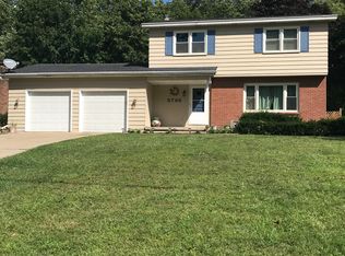 5766 Burgis Ave SE, Kentwood, MI