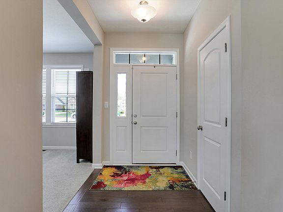 5th image of 3927 Stratfield Way