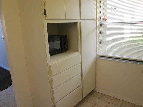 4th image of 9275 Lake Park Dr APT 104