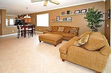 3rd image of 1186 Newberg Ct
