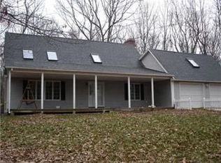 123 Valinsky Rd, Lebanon, CT 06249