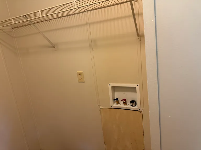 517 Augusta Street Ext — Photo 12