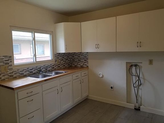 5th image of 3018 Northgate Ave #1/2