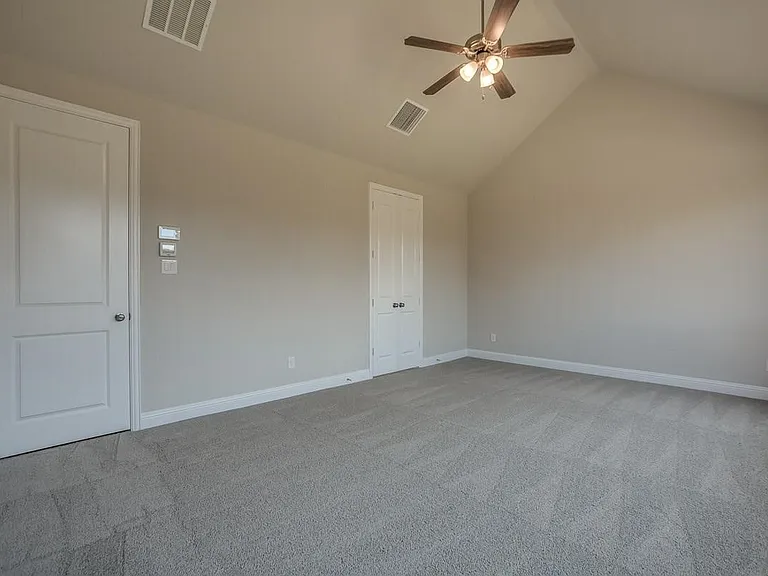 736 Carlisle Dr — Photo 19