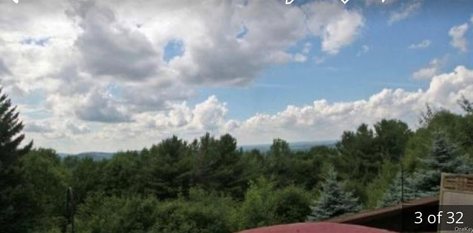 1st image of Sky View Dr