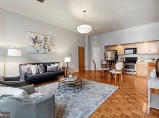 1029 Spruce St APT 204, Philadelphia, PA 19107