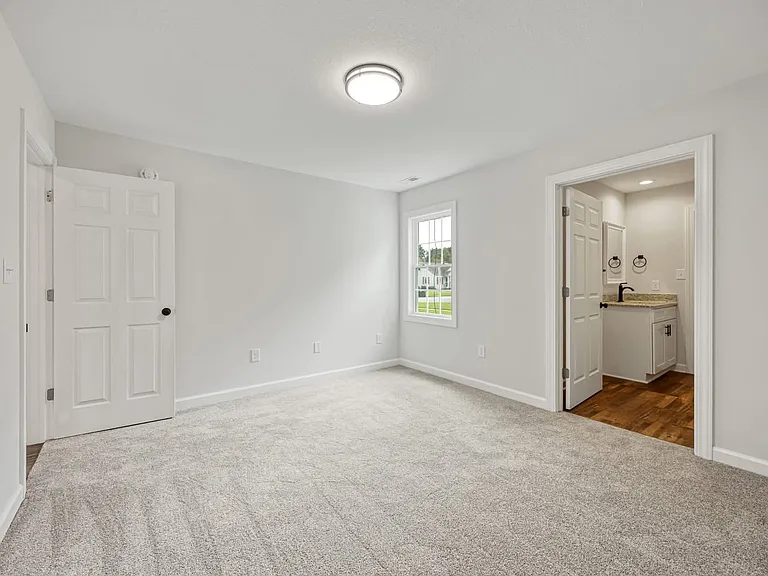 205 Simpson St — Photo 27